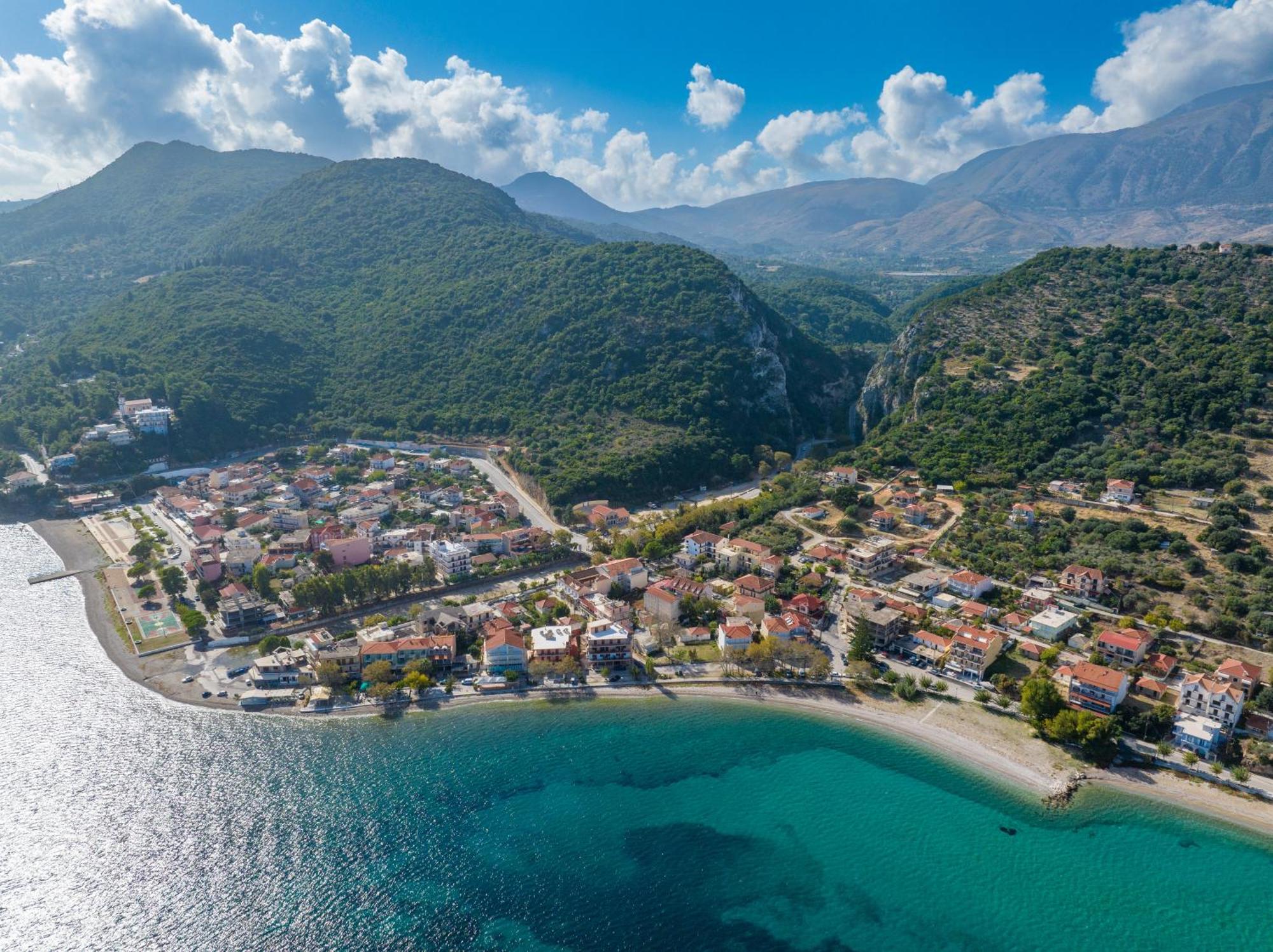 Odysseus Palace Порос Екстер'єр фото
